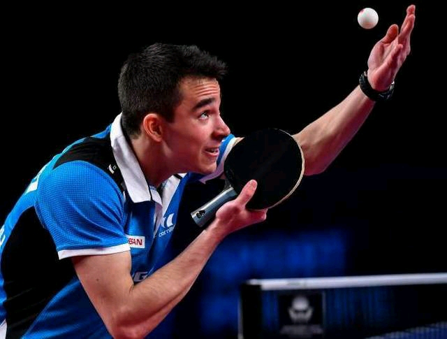 场被解读为 场被解读为